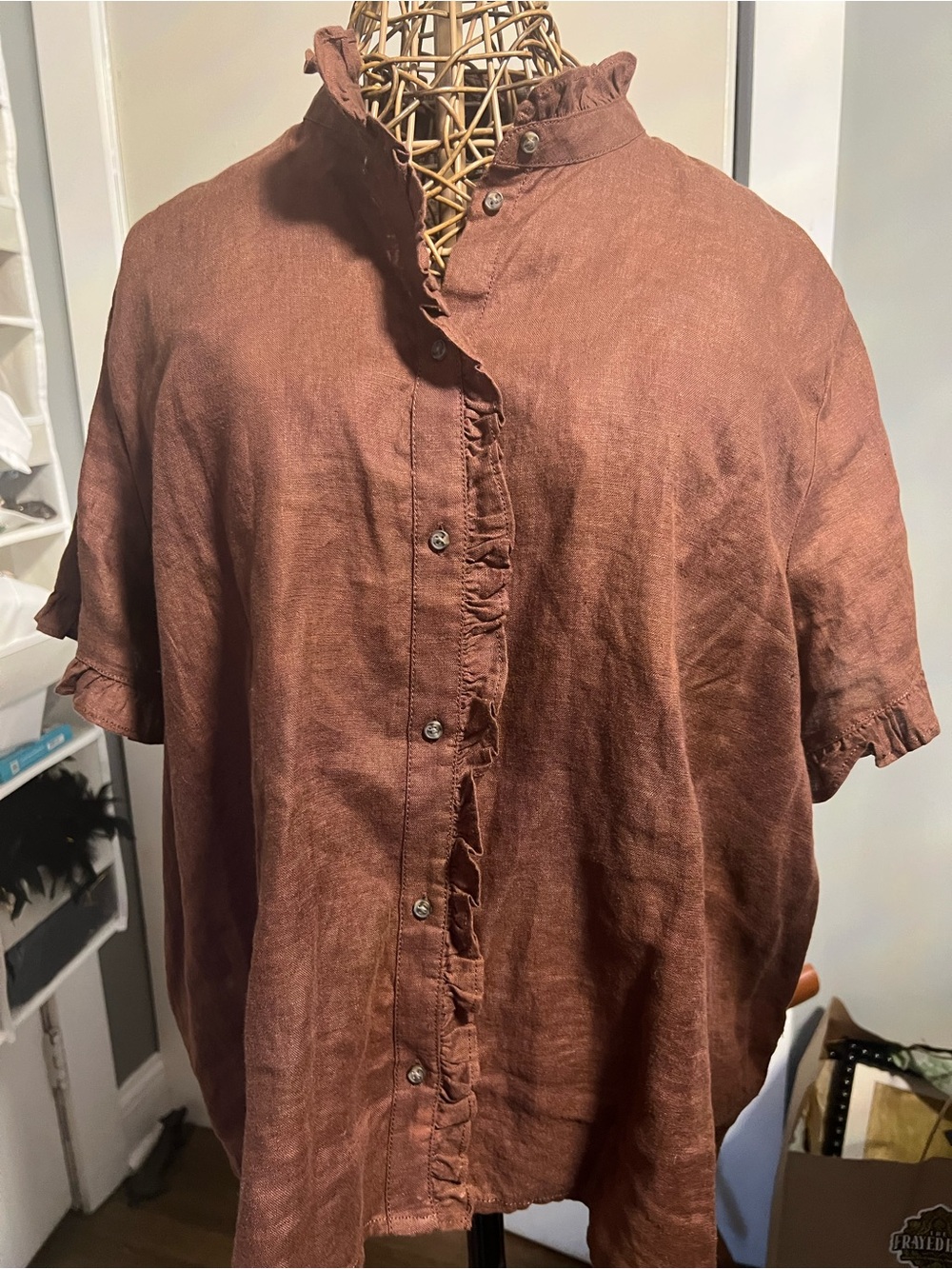 Women’s  Short Sleeve Ruffle Collar Shirt - Rust Brown